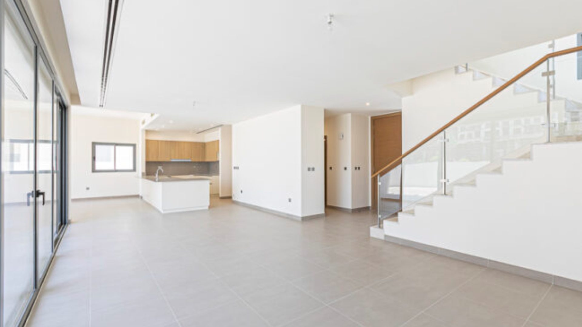 Villa zum Verkauf in Dubai, VAE, 4 Schlafzimmer, 554 m², Nr. 24342 – Foto 4