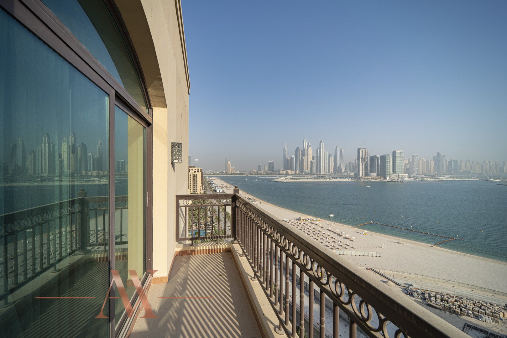 Ático en Palm Jumeirah, Dubai, EAU, 5 dormitorios, 1057 m² № 23747 - 3