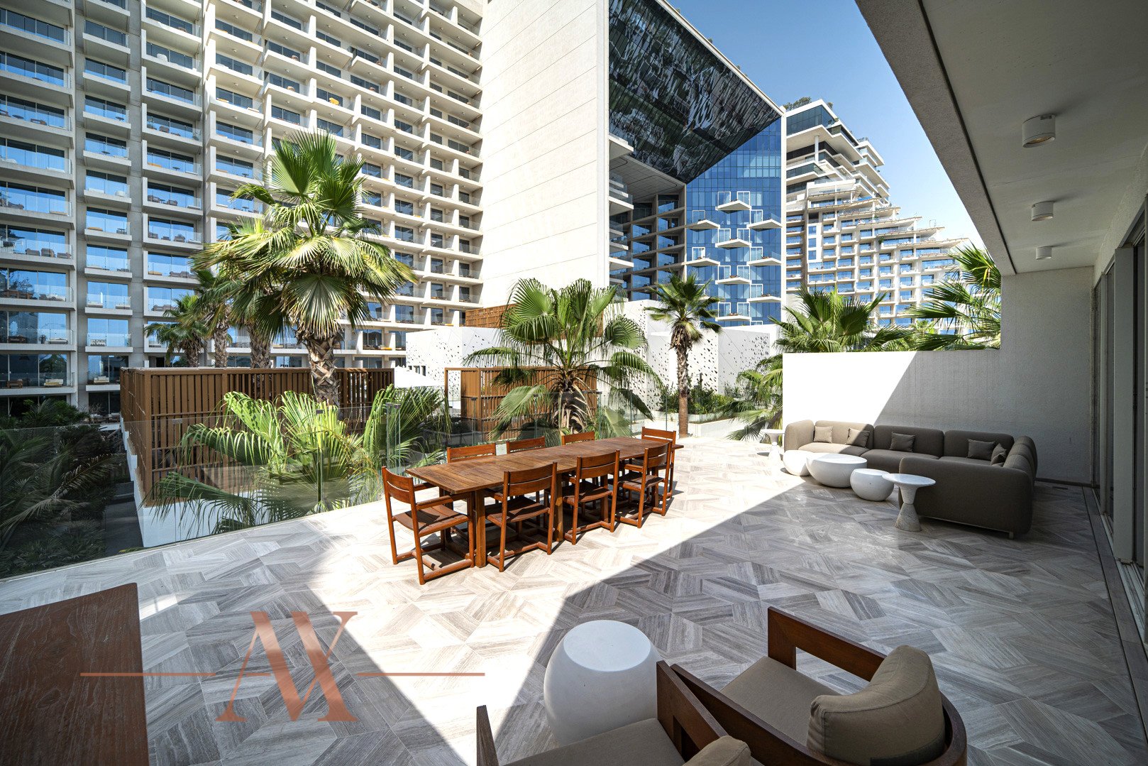 Villa en Palm Jumeirah, Dubai, EAU, 4 dormitorios, 1143,2 m² № 23796 - 6