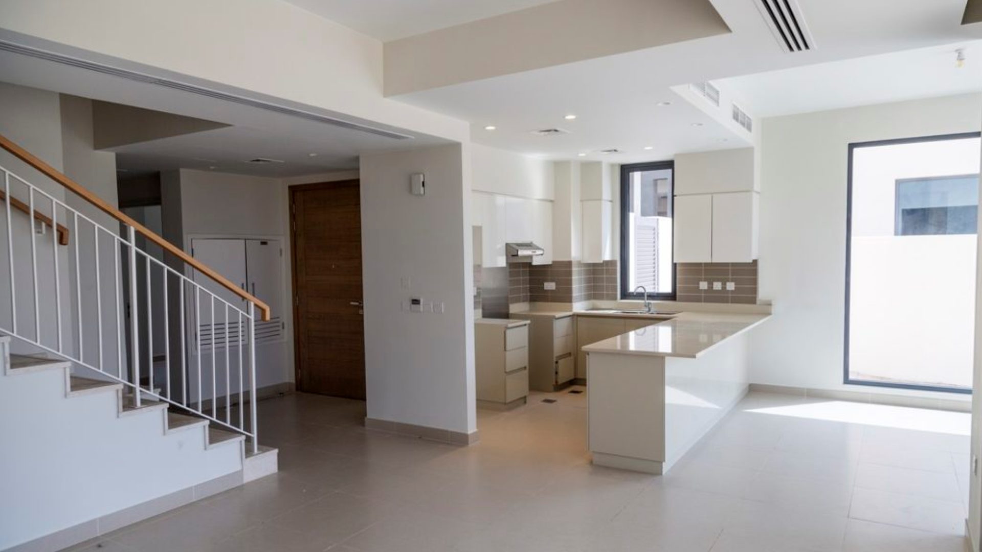 خانه شهری درDubai Hills Estate، Dubai، امارات متحده عربی, 3خوابه , 202 متر مربع. شماره 24137 - 6