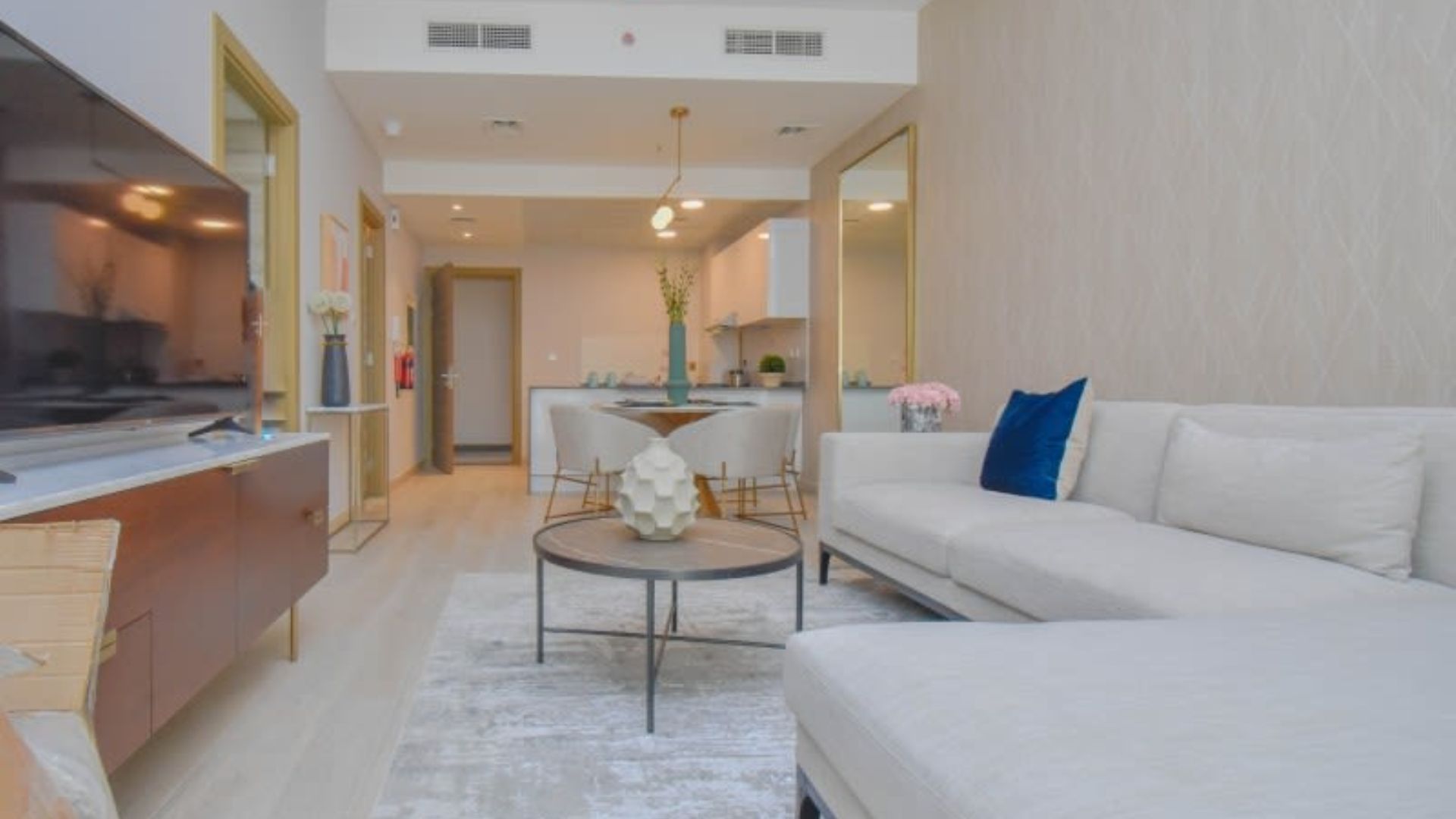 Apartamento para venda em Jumeirah Village Circle, Dubai, EAU 3 quartos, 140 m². № 24226 - foto 1