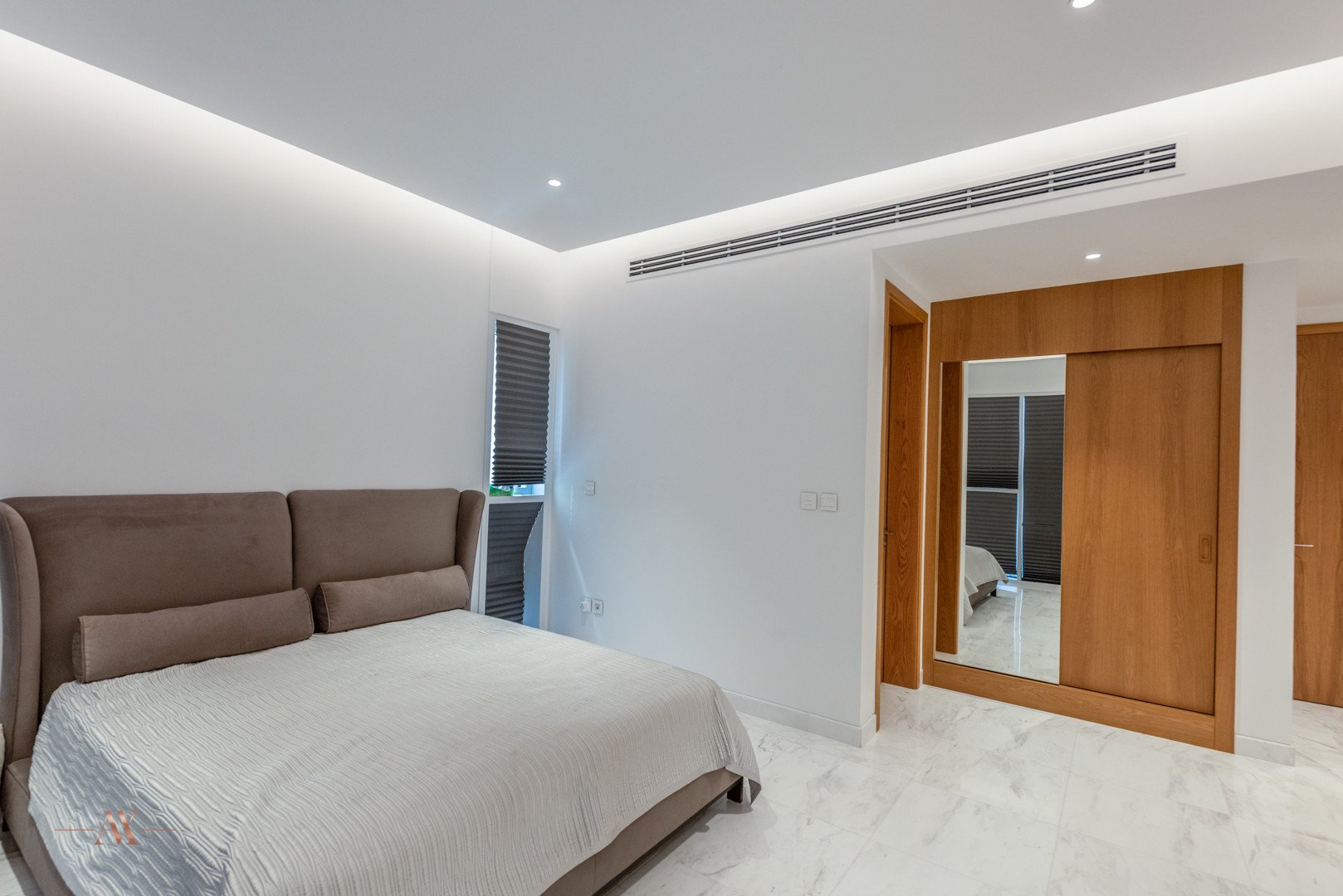 Квартира в Джумейра Бич Резиденс, Дубай, ОАЭ 2 спальни, 202.1м2 № 23565 - 4