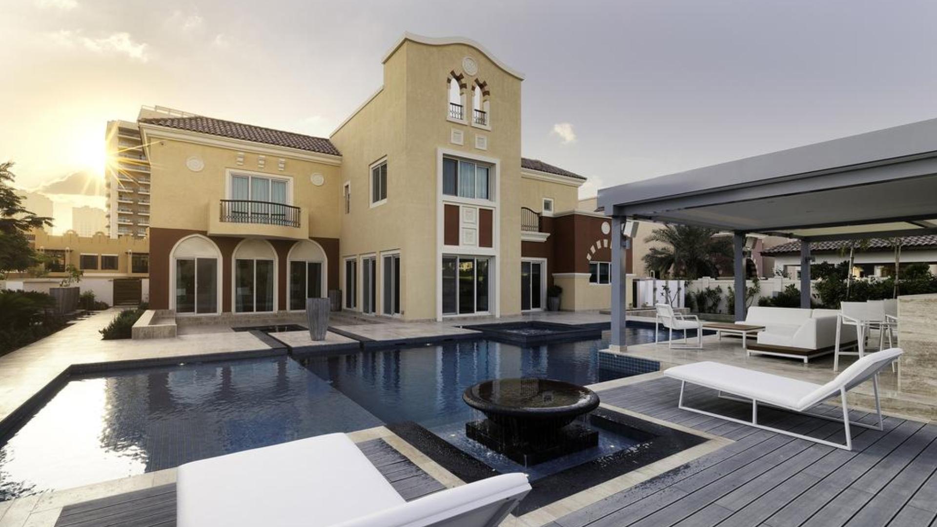 Продажа виллы в Дубай, ОАЭ, 930 м2, №24326 – фото 2