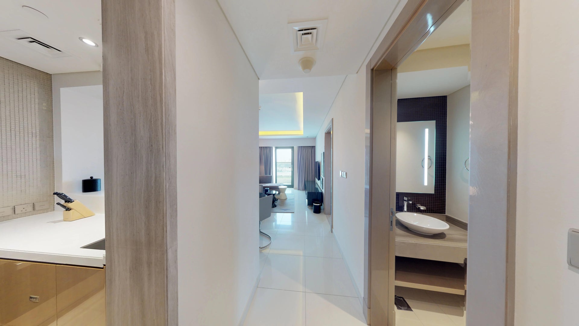 Квартира в Бизнес-Бэй, Дубай, ОАЭ 2 спальни, 137м2 № 24291 - 5