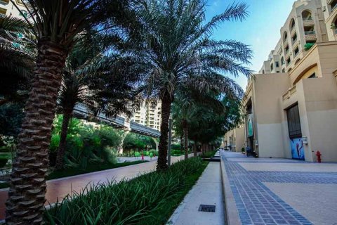 Жилая недвижимость Дубая за октябрь выросла в цене на треть