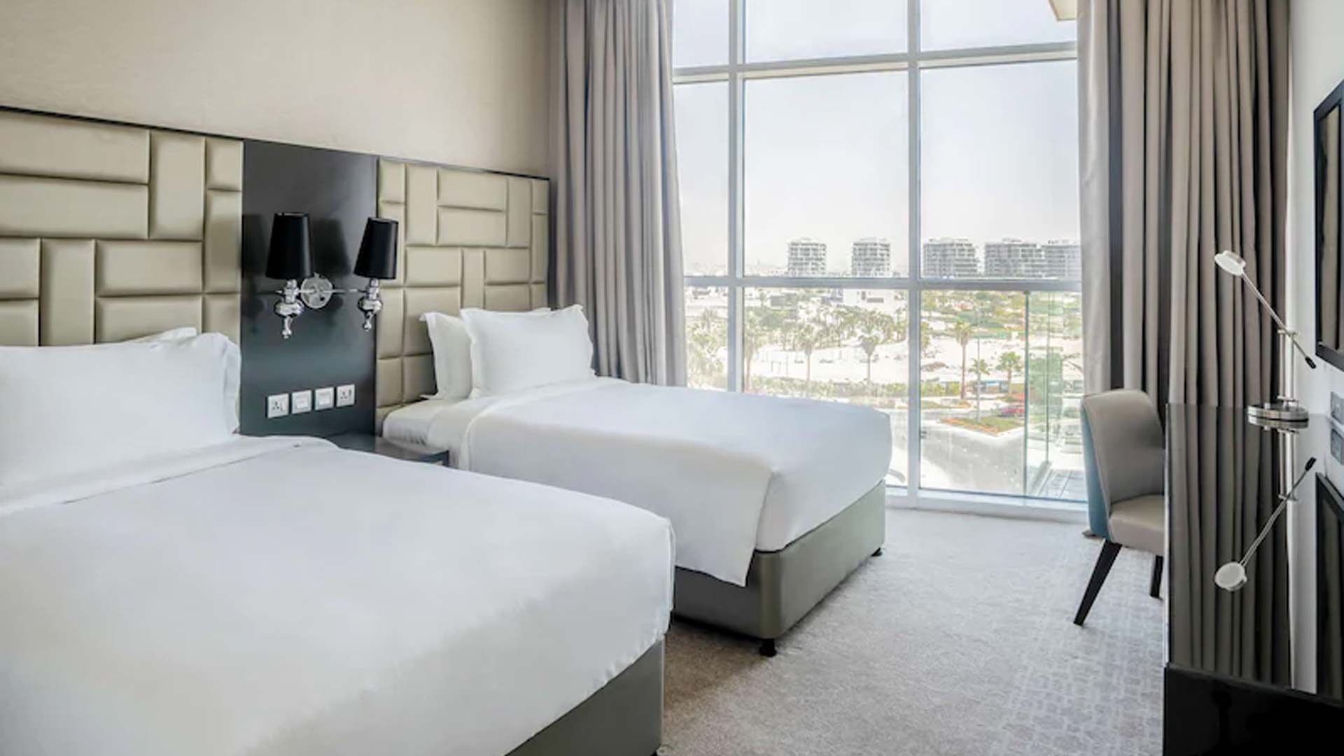 Квартира в Дамак Хиллс, Дубай, ОАЭ 2 спальни, 115м2 № 25460 - 6