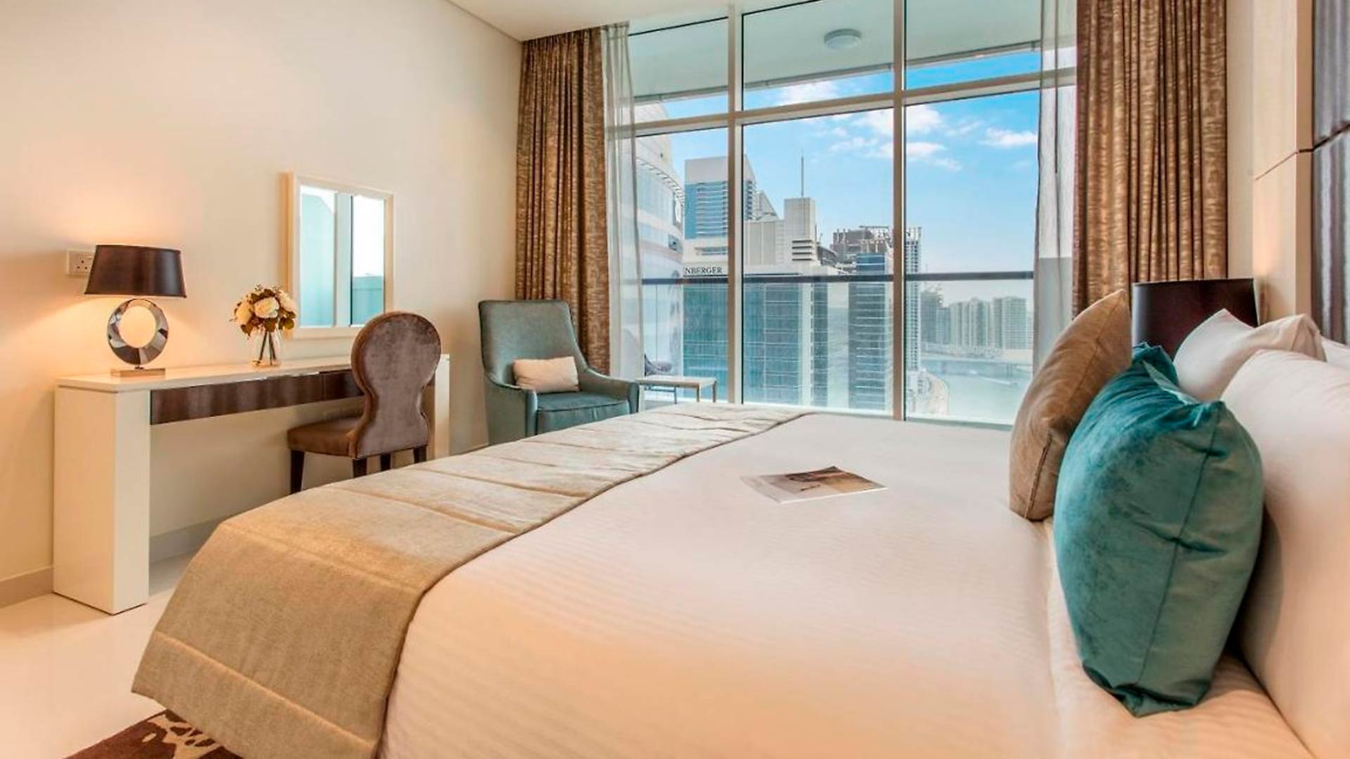 Квартира в Бизнес-Бэй, Дубай, ОАЭ 3 спальни, 159м2 № 25632 - 4