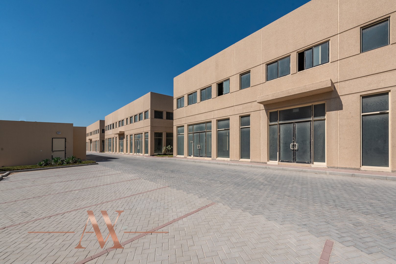 Commercial property in Dubai Investment Park, Dubai, UAE, 10694.5 sq.m. No. 23692 - 4