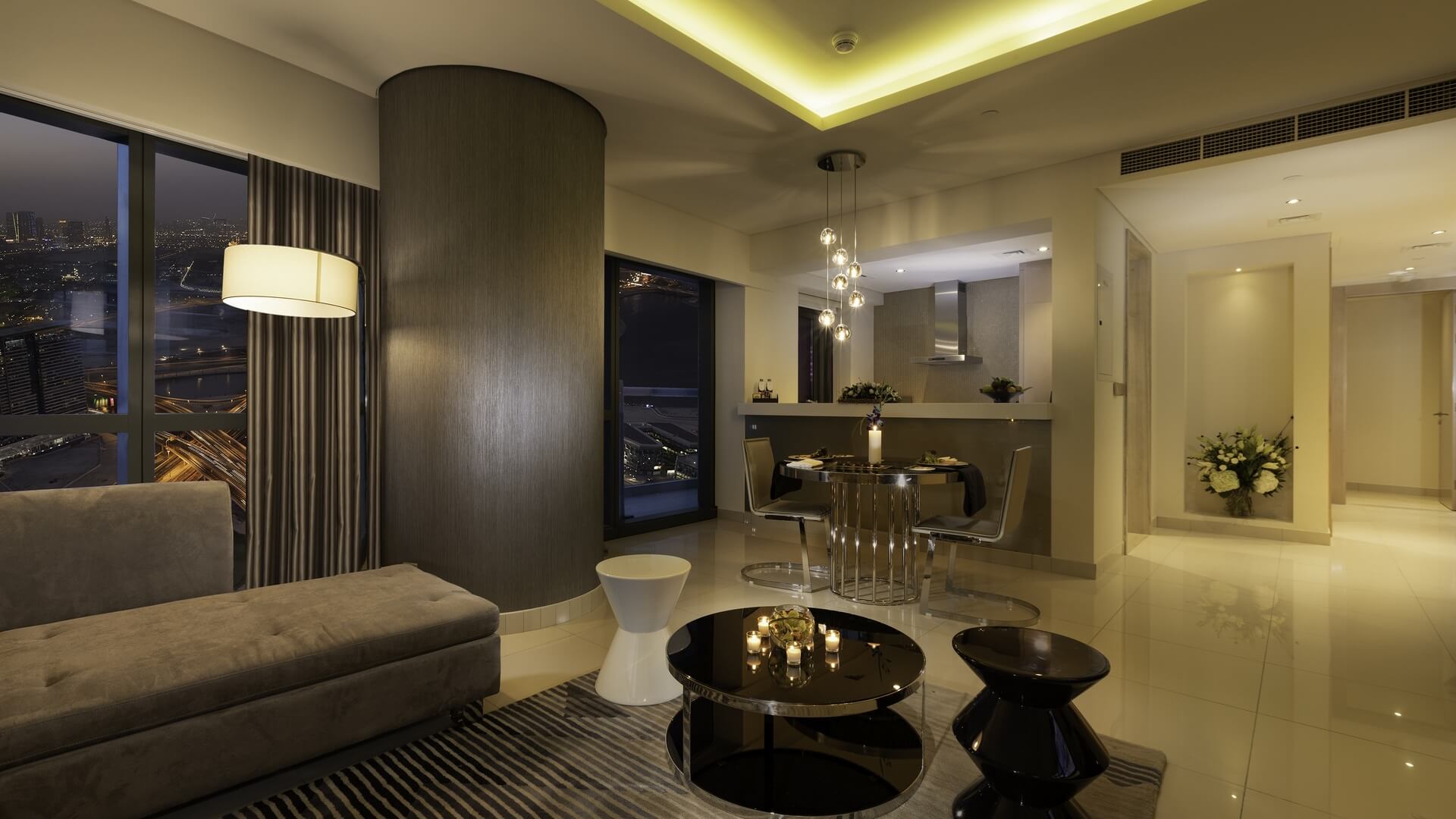 Apartment in Business Bay, Dubai, UAE, 2 bedrooms, 124 sq.m. No. 24066 - 1
