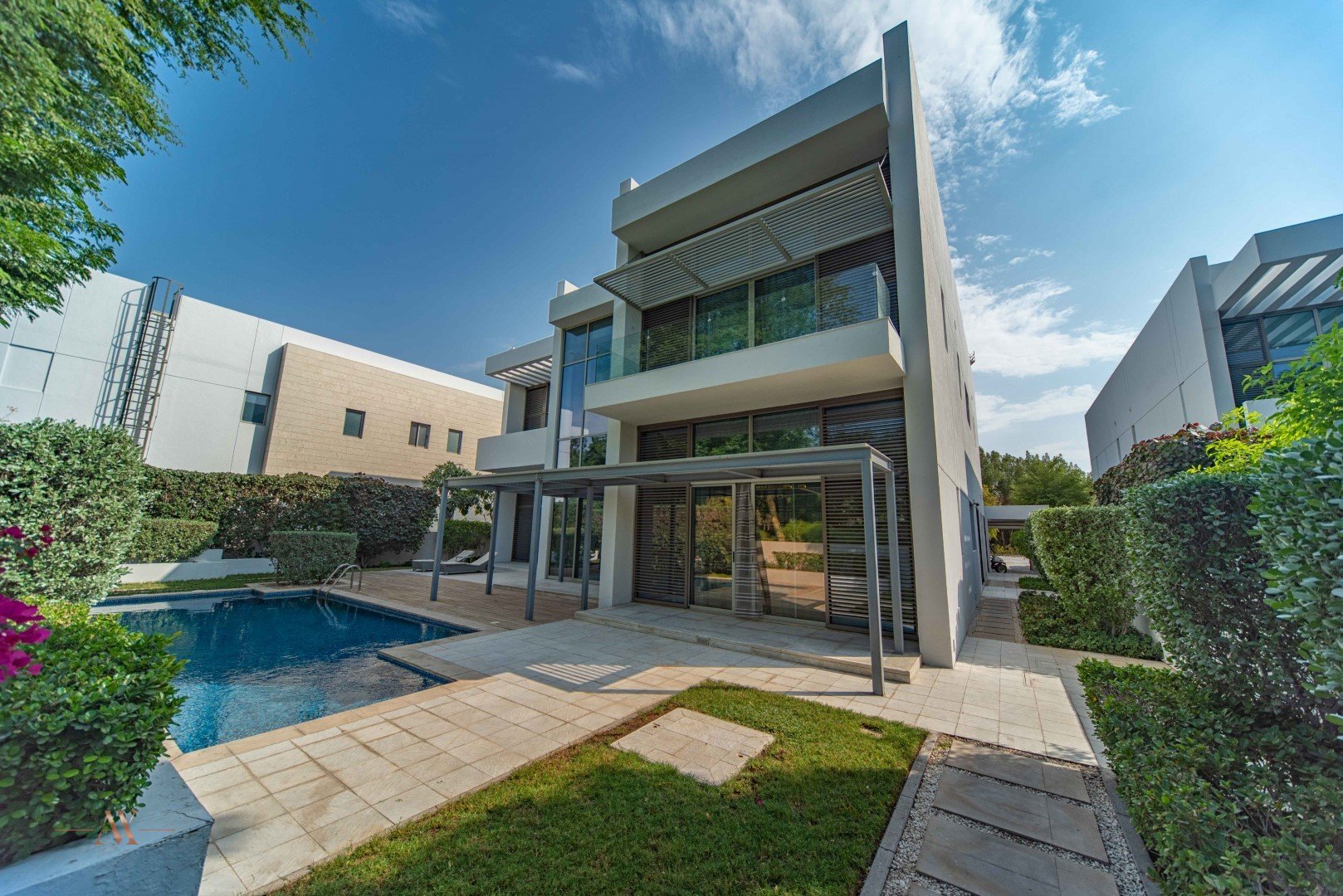 Villa in Mohammed Bin Rashid City, Dubai, UAE, 5 bedrooms, 733.9 sq.m. No. 23567 - 2