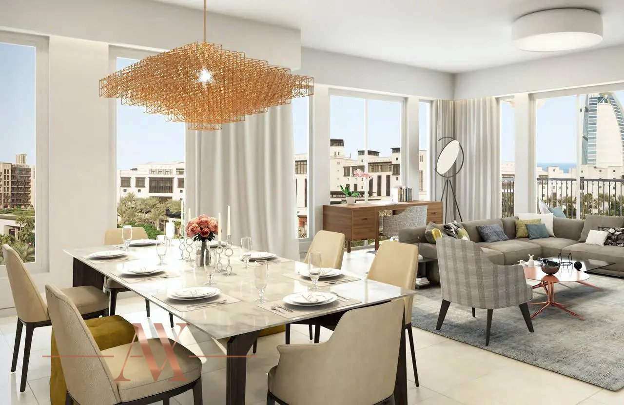 Apartment in Umm Suqeim, Dubai, UAE, 4 bedrooms, 296 sq.m. No. 23817 - 7