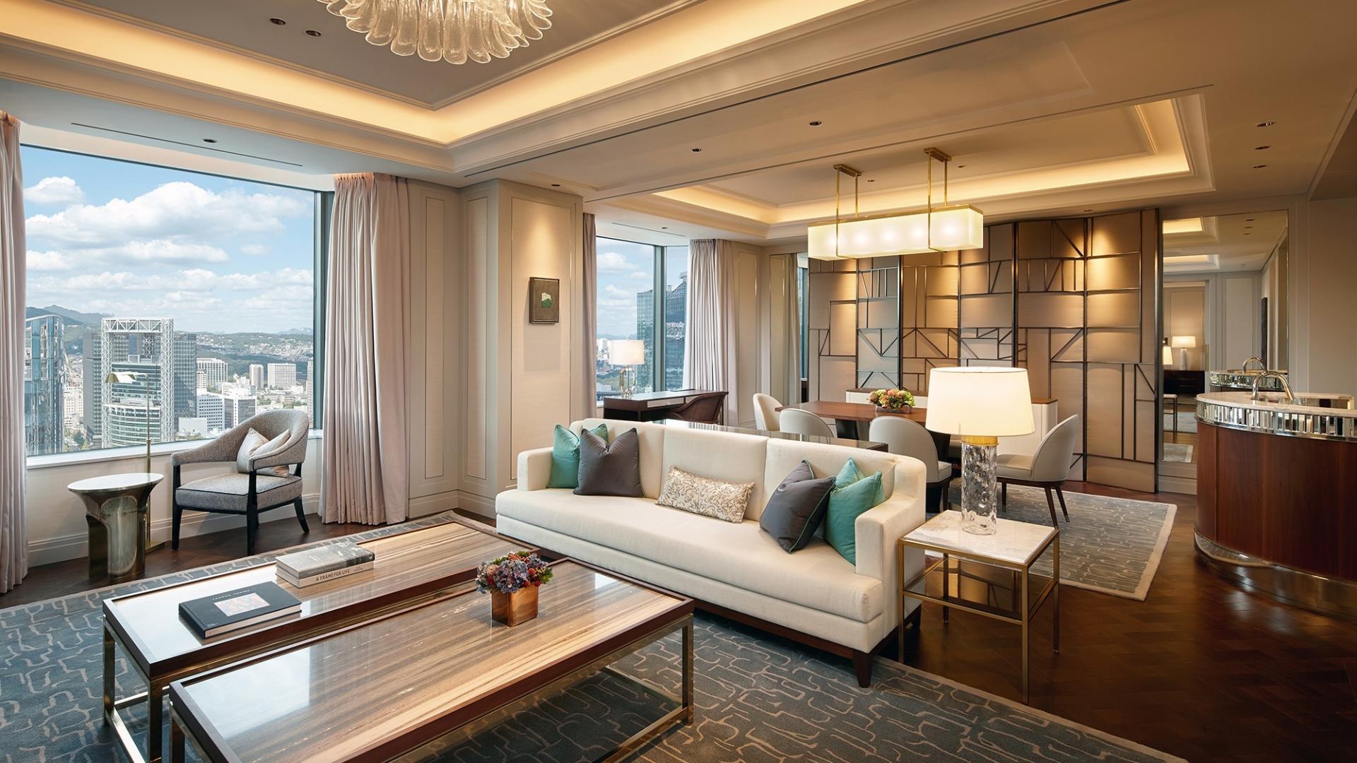 Apartment for sale in Dubai, UAE, 3 bedrooms, 204 m², No. 24114 – photo 1
