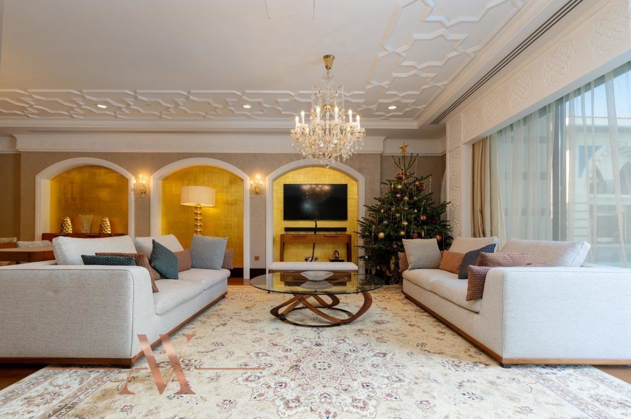 Villa in Palm Jumeirah, Dubai, UAE, 5 bedrooms, 649.6 sq.m. No. 23758 - 23