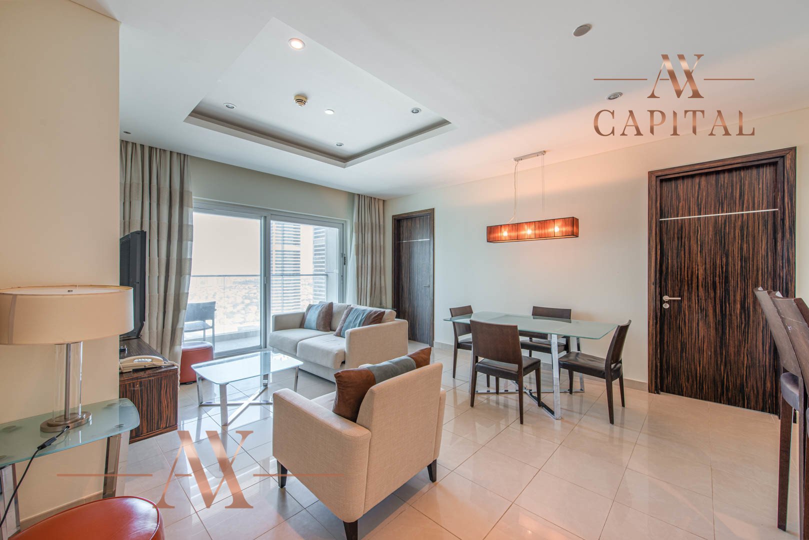 Apartment in Jumeirah Lake Towers, Dubai, UAE, 2 bedrooms, 87 sq.m. No. 23714 - 1