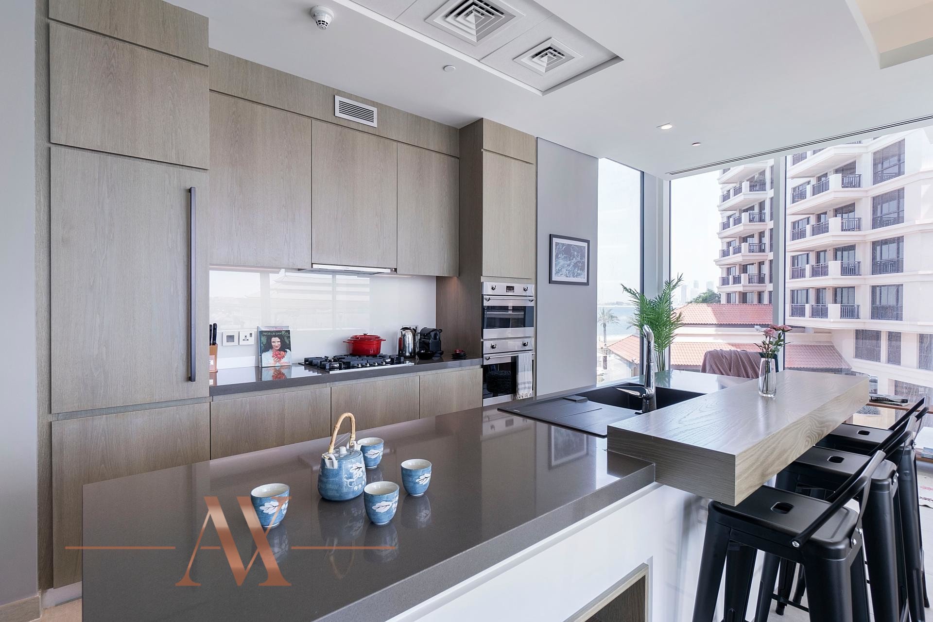 Apartment in Palm Jumeirah, Dubai, UAE, 1 bedroom, 96.6 sq.m. No. 23702 - 4