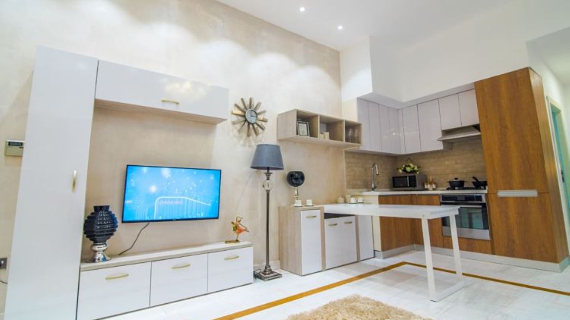 Apartment in Business Bay, Dubai, UAE, 2 bedrooms, 107 sq.m. No. 24123 - 4