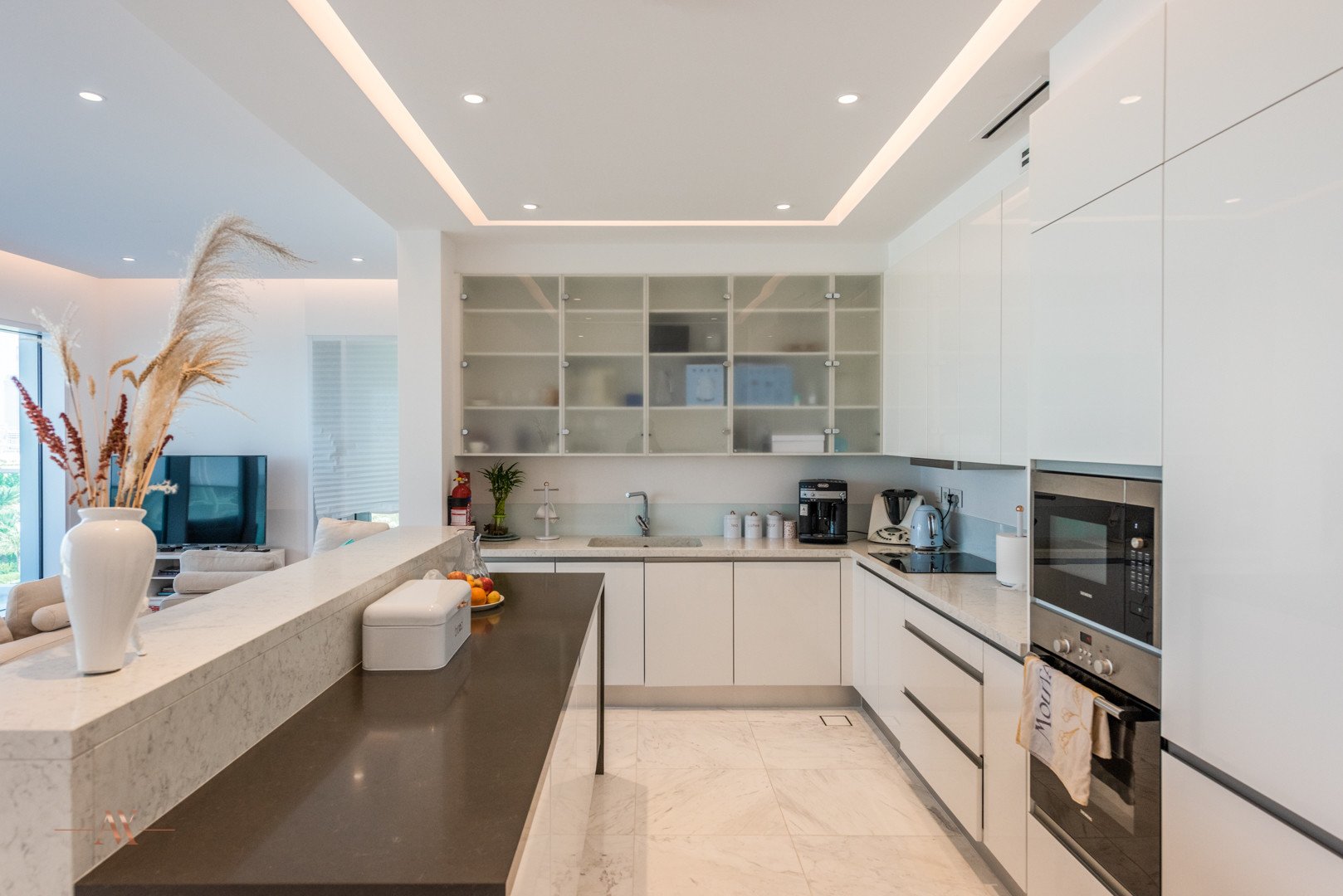 Apartment in Jumeirah Beach Residence, Dubai, UAE, 2 bedrooms, 202.1 sq.m. No. 23565 - 8