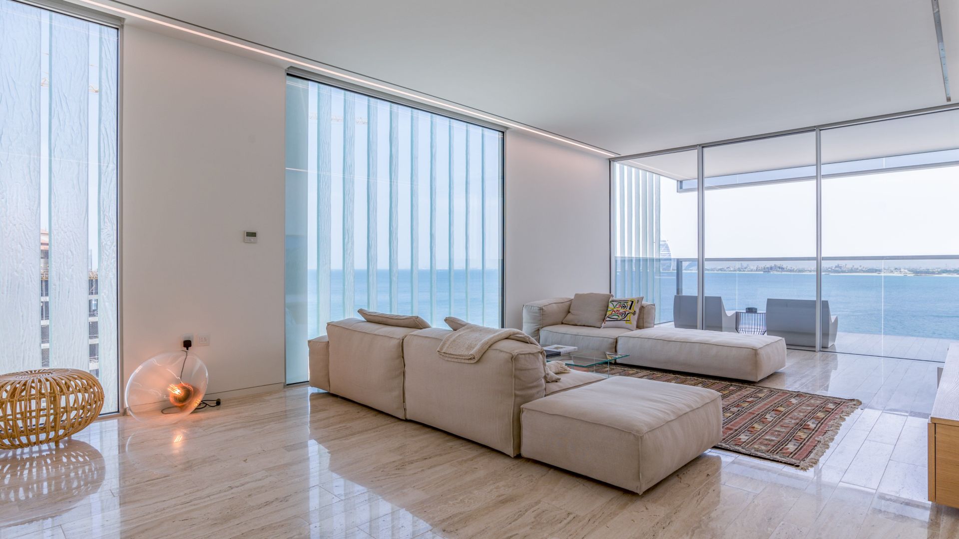 Apartment in Palm Jumeirah, Dubai, UAE, 3 bedrooms, 222 sq.m. No. 24475 - 3