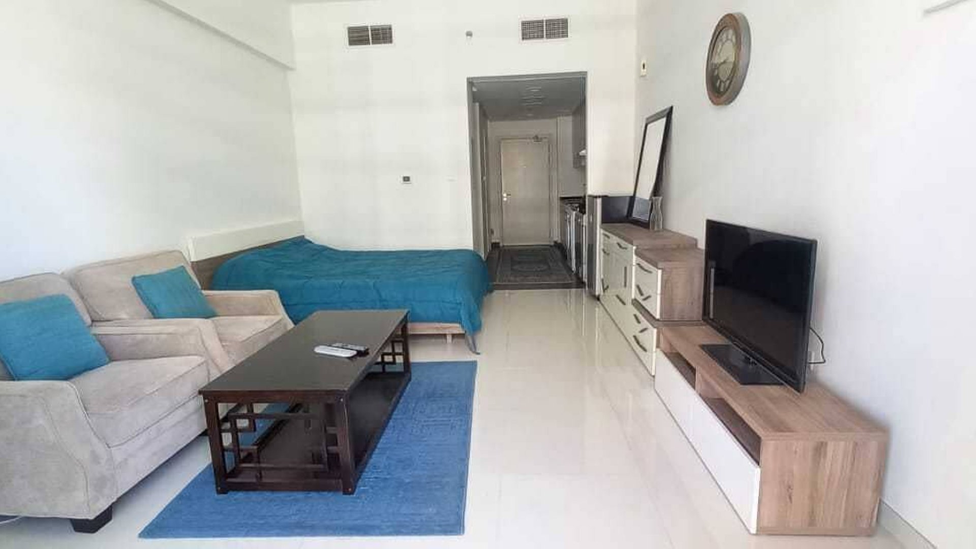 Apartment in DAMAC Hills (Akoya by DAMAC), Dubai, UAE, 3 bedrooms, 217 sq.m. No. 24530 - 1