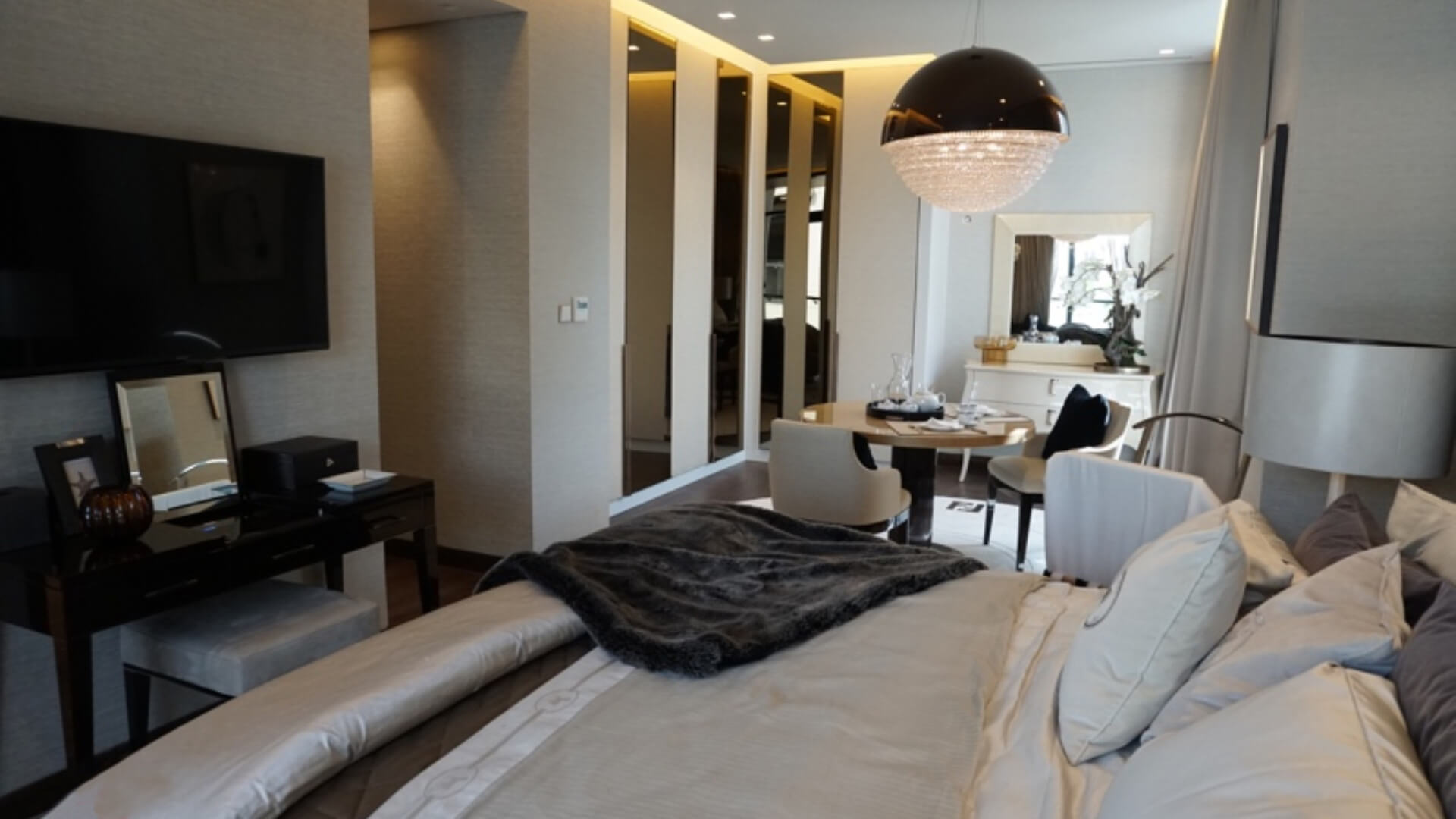 Villa for sale in Dubai, UAE, 5 bedrooms, 541 m², No. 24526 – photo 2