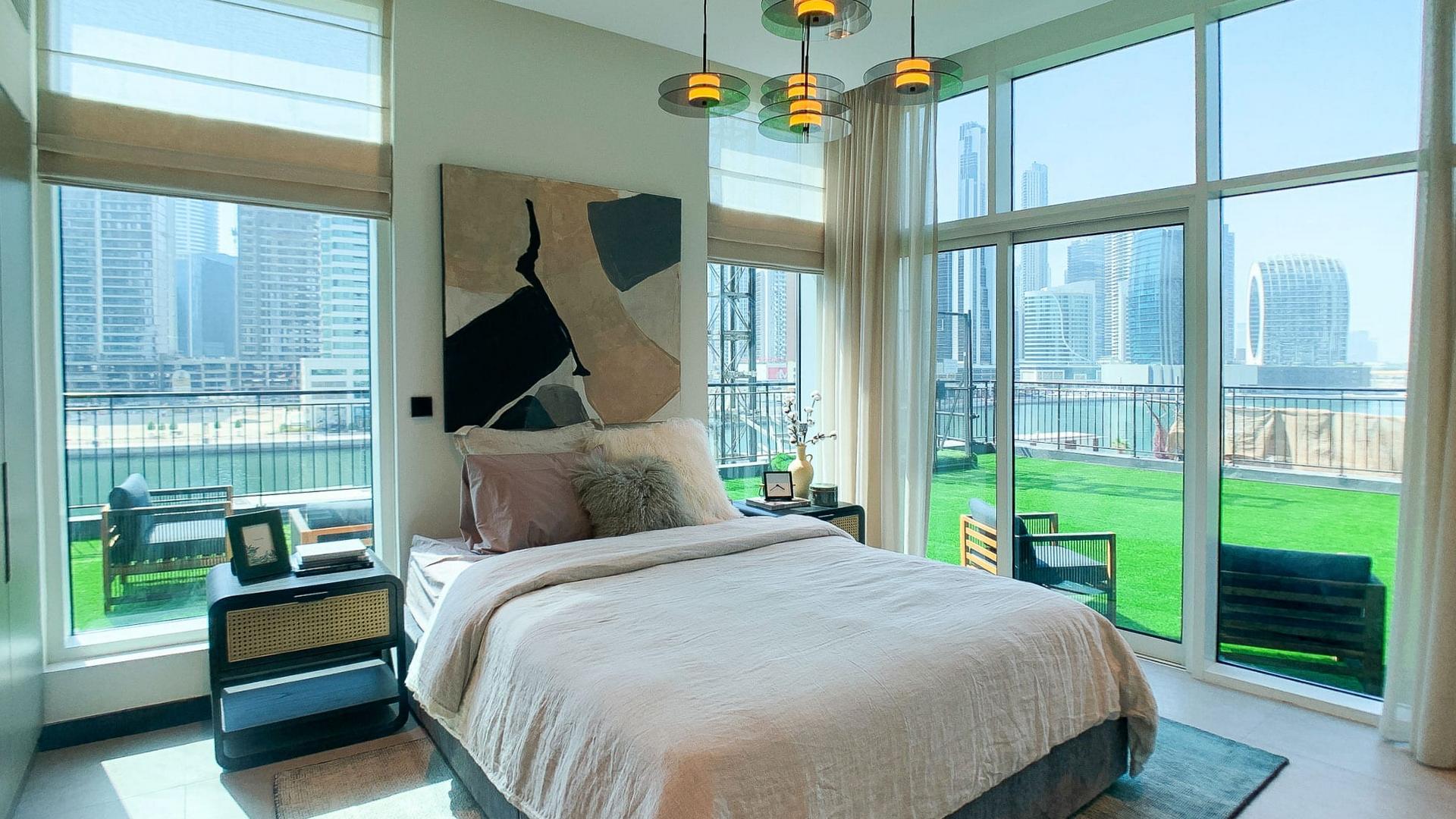 Apartment in Business Bay, Dubai, UAE, 2 bedrooms, 123 sq.m. No. 24542 - 5