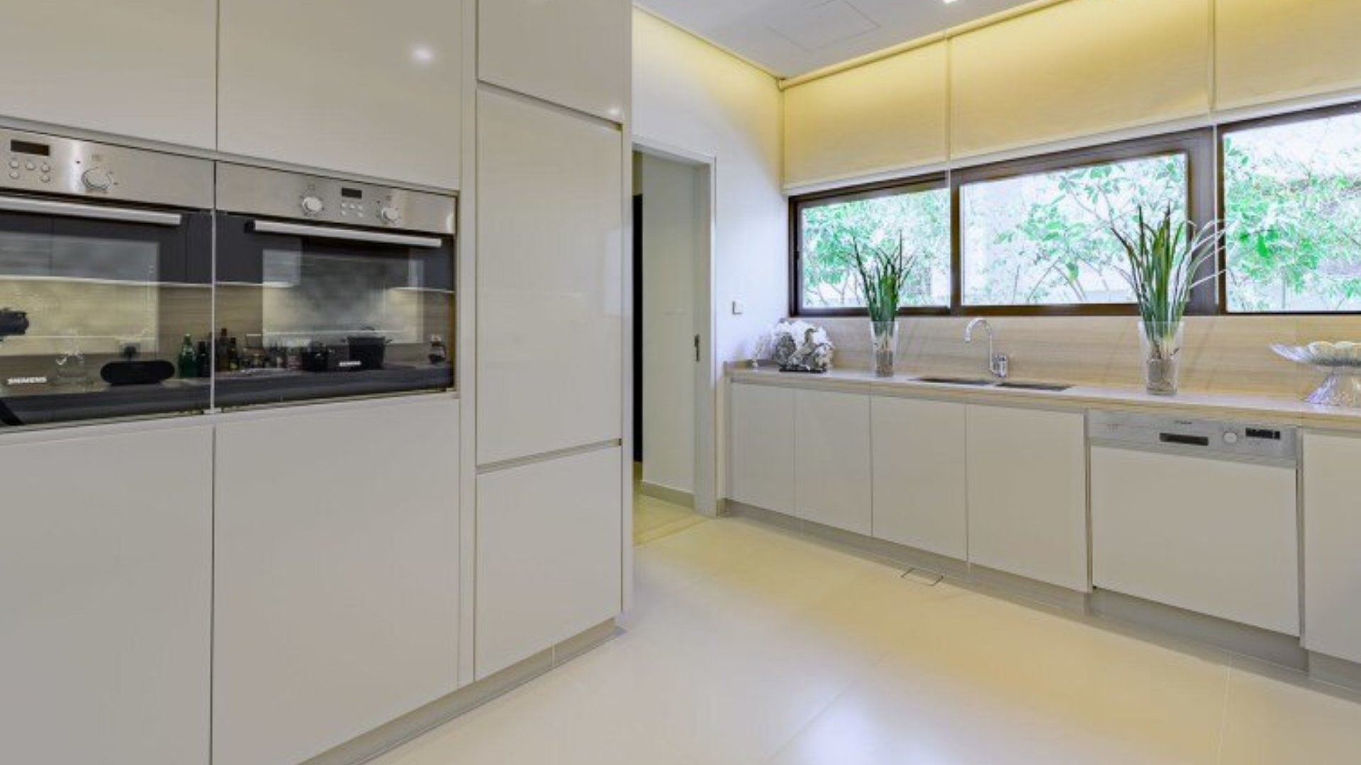 Villa in DAMAC Hills (Akoya by DAMAC), Dubai, UAE, 5 bedrooms, 400 sq.m. No. 24524 - 4