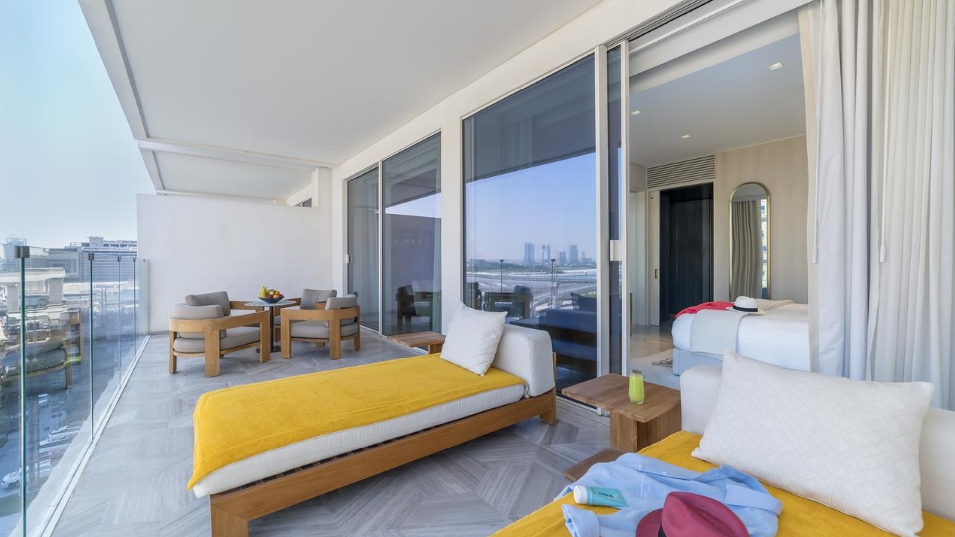 Apartment in Palm Jumeirah, Dubai, UAE, 4 bedrooms, 1318 sq.m. No. 24495 - 3