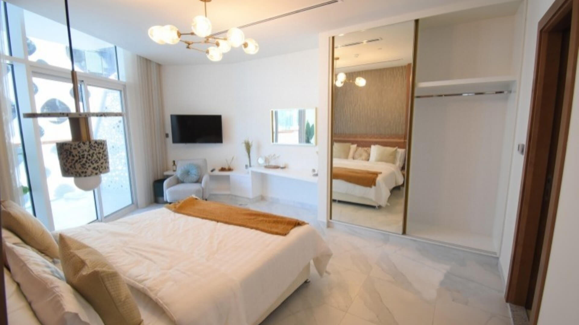 Apartment for sale in Business Bay, Dubai, UAE 2 bedrooms, 129 sq.m. No. 24655 - photo 2