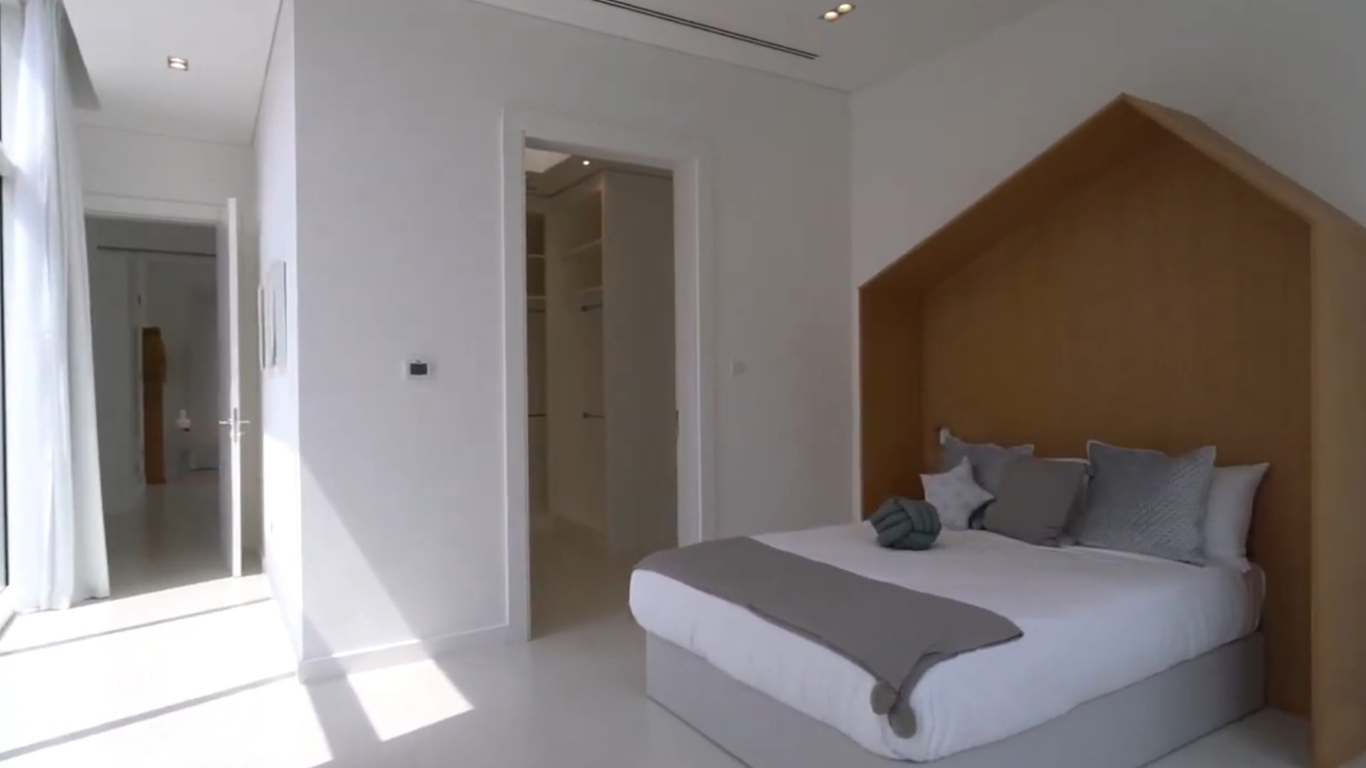 Villa in Al Barari, Dubai, UAE, 6 bedrooms, 1066 sq.m. No. 24750 - 4