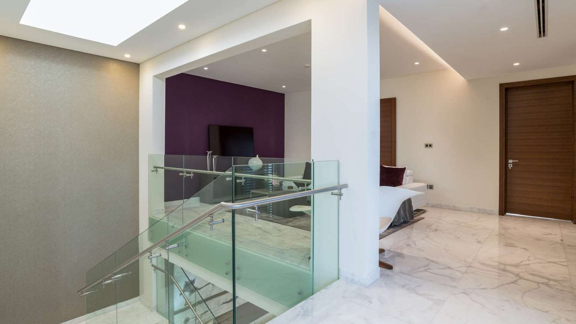 Villa for sale in Dubai, UAE, 5 bedrooms, 830 m², No. 24731 – photo 4
