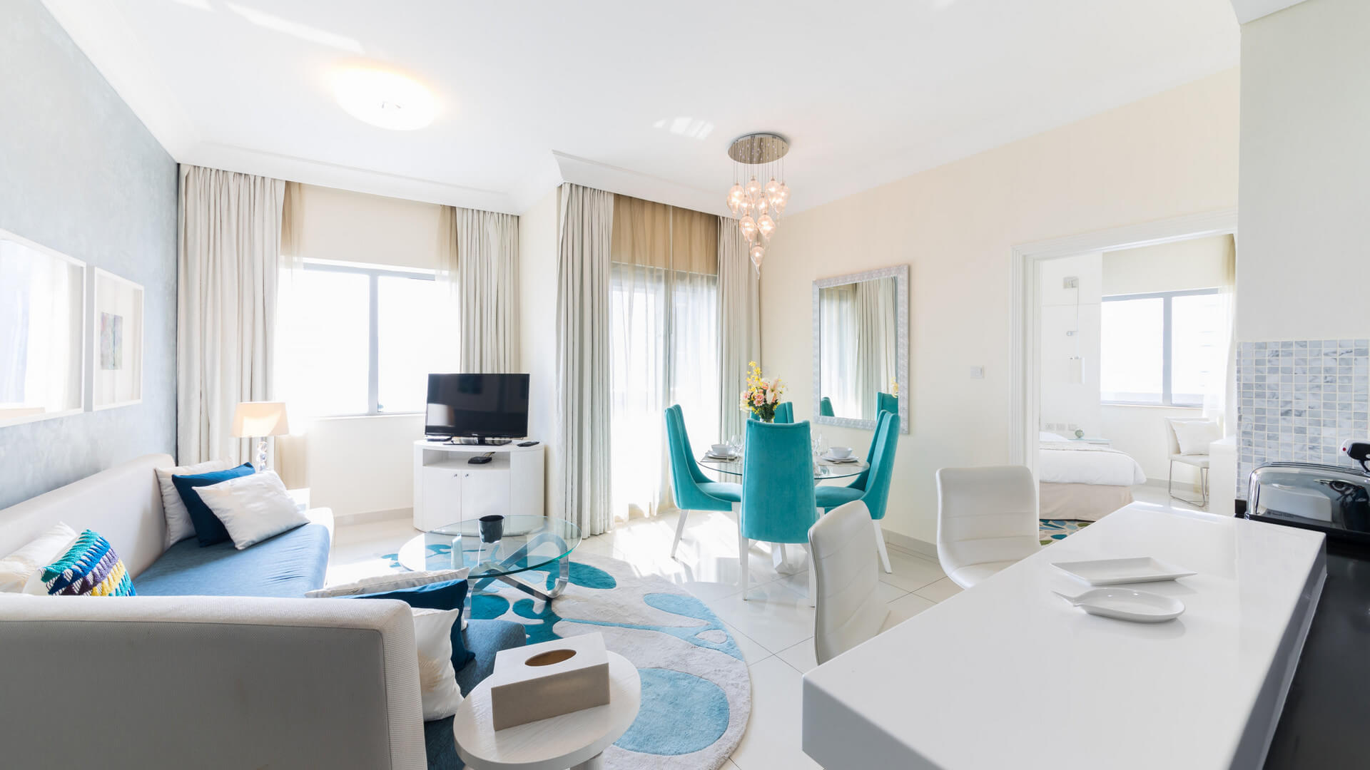 Apartment in Business Bay, Dubai, UAE, 2 bedrooms, 130 sq.m. No. 24698 - 6