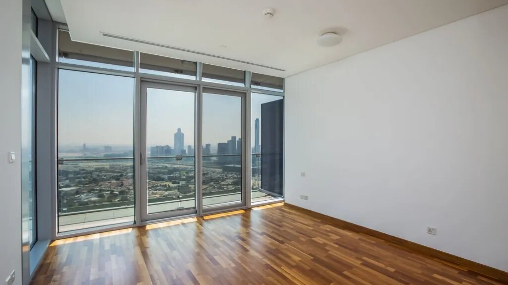 Apartment for sale in Dubai, UAE, 1 bedroom, 92 m², No. 24647 – photo 4