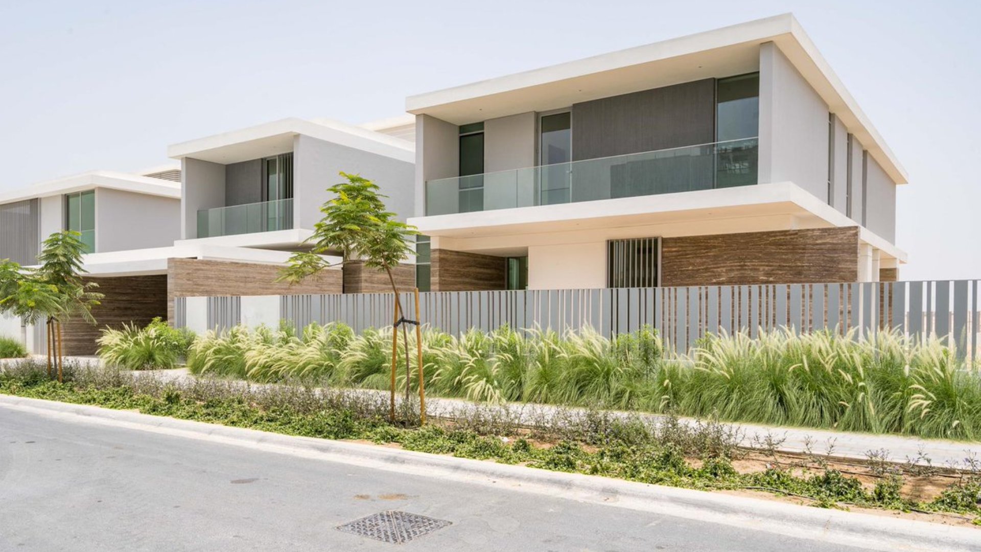 Villa for sale in Dubai, UAE, 7 bedrooms, 1301 m², No. 24641 – photo 1