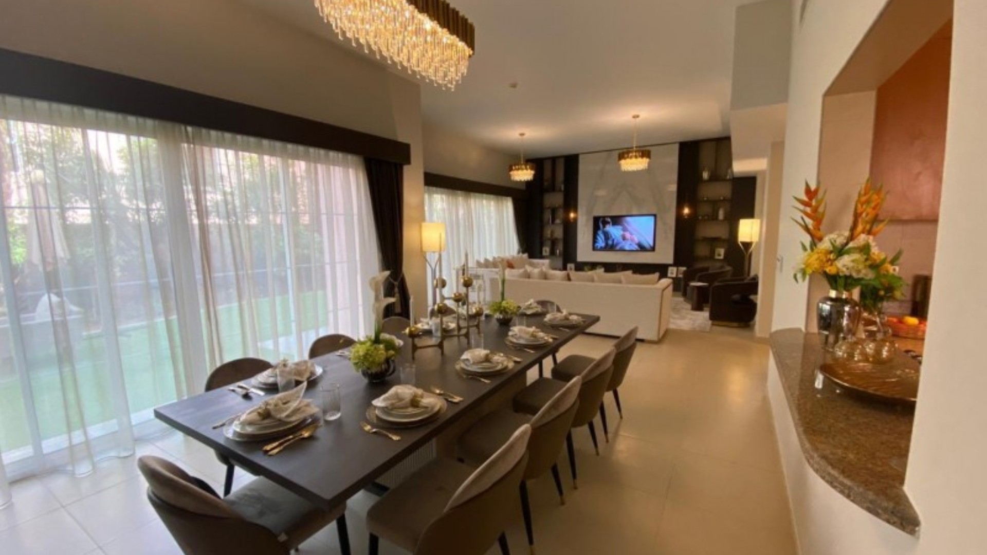 Villa in Nadd Al Sheba, Dubai, UAE, 5 bedrooms, 382 sq.m. No. 24912 - 2