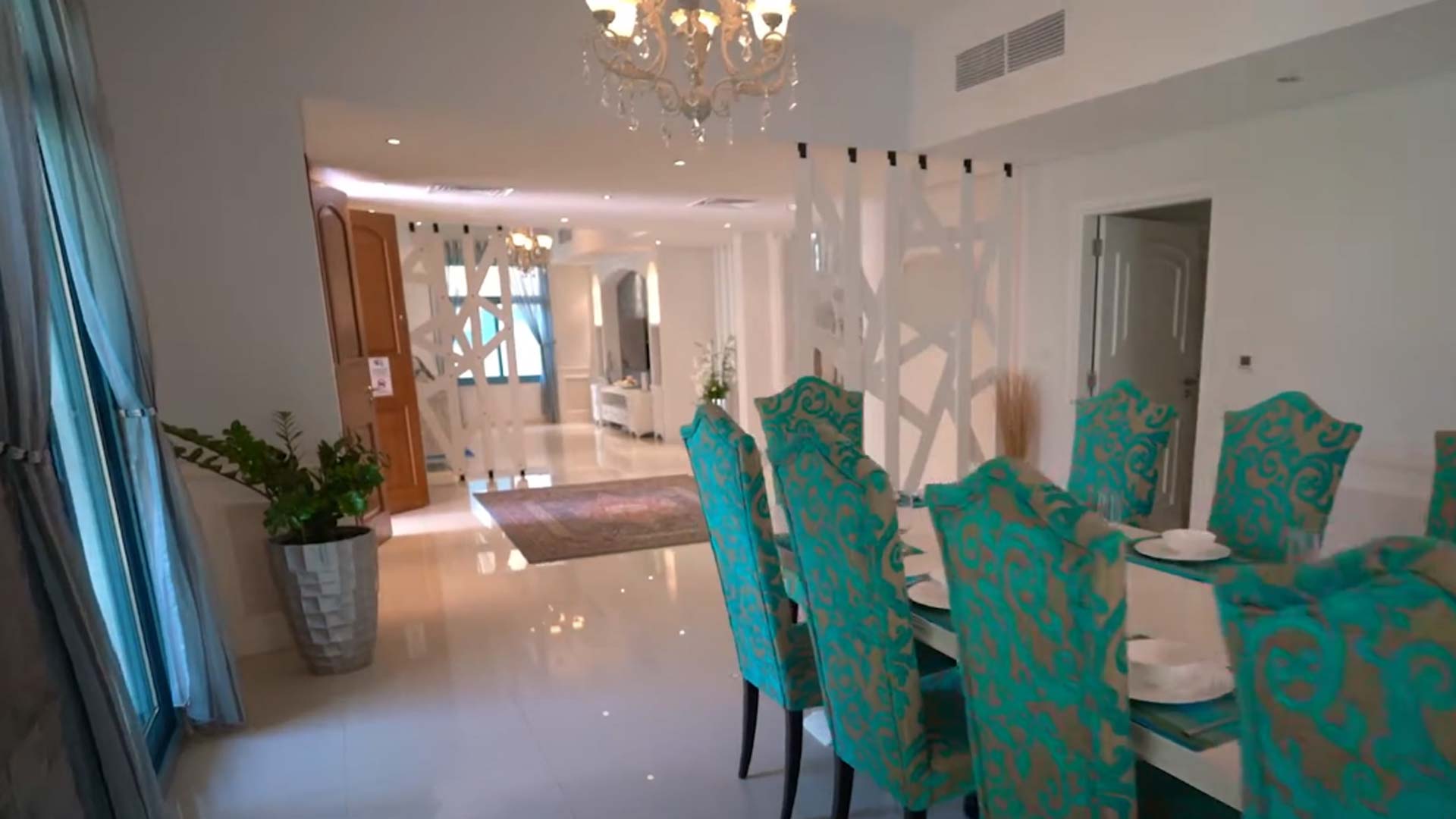 Villa in Falcon City of Wonders, Dubai, UAE, 5 bedrooms, 495 sq.m. No. 25316 - 8