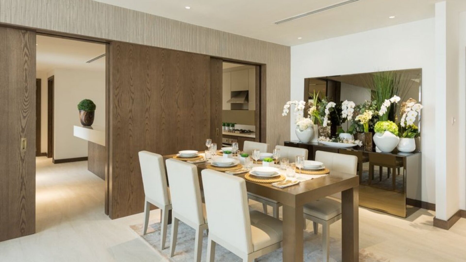 Apartment in Jumeirah Village Circle, Dubai, UAE, 2 bedrooms, 256 sq.m. No. 25079 - 4