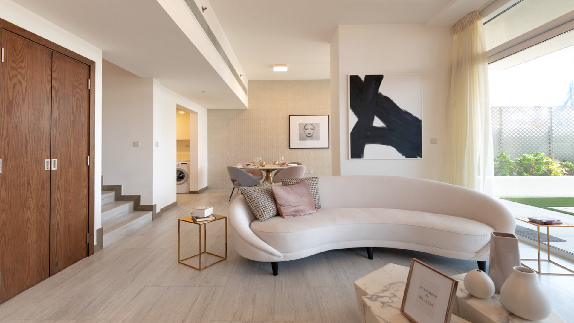 Apartment for sale in Dubai, UAE, 2 bedrooms, 130 m², No. 25080 – photo 1