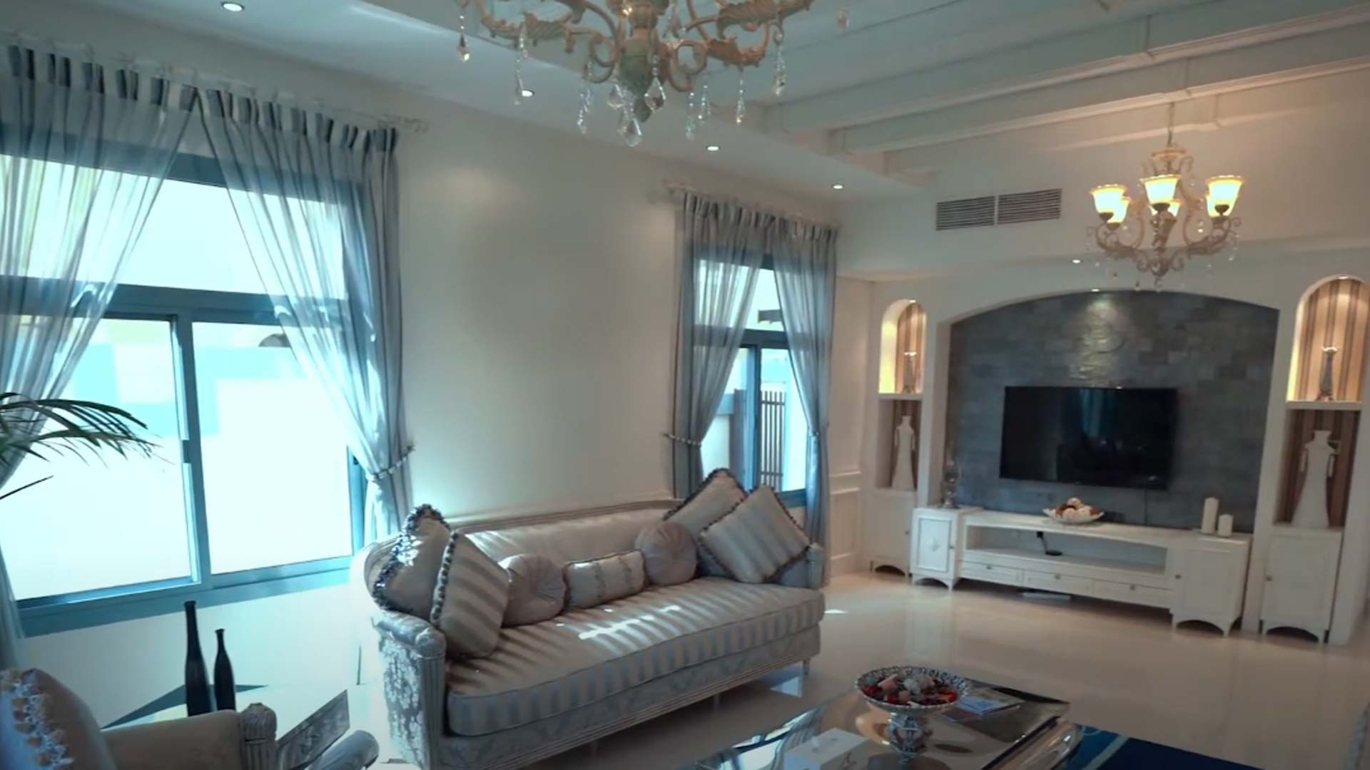Townhouse for sale in Falcon City of Wonders, Dubai, UAE 4 bedrooms, 320 sq.m. No. 25314 - photo 6