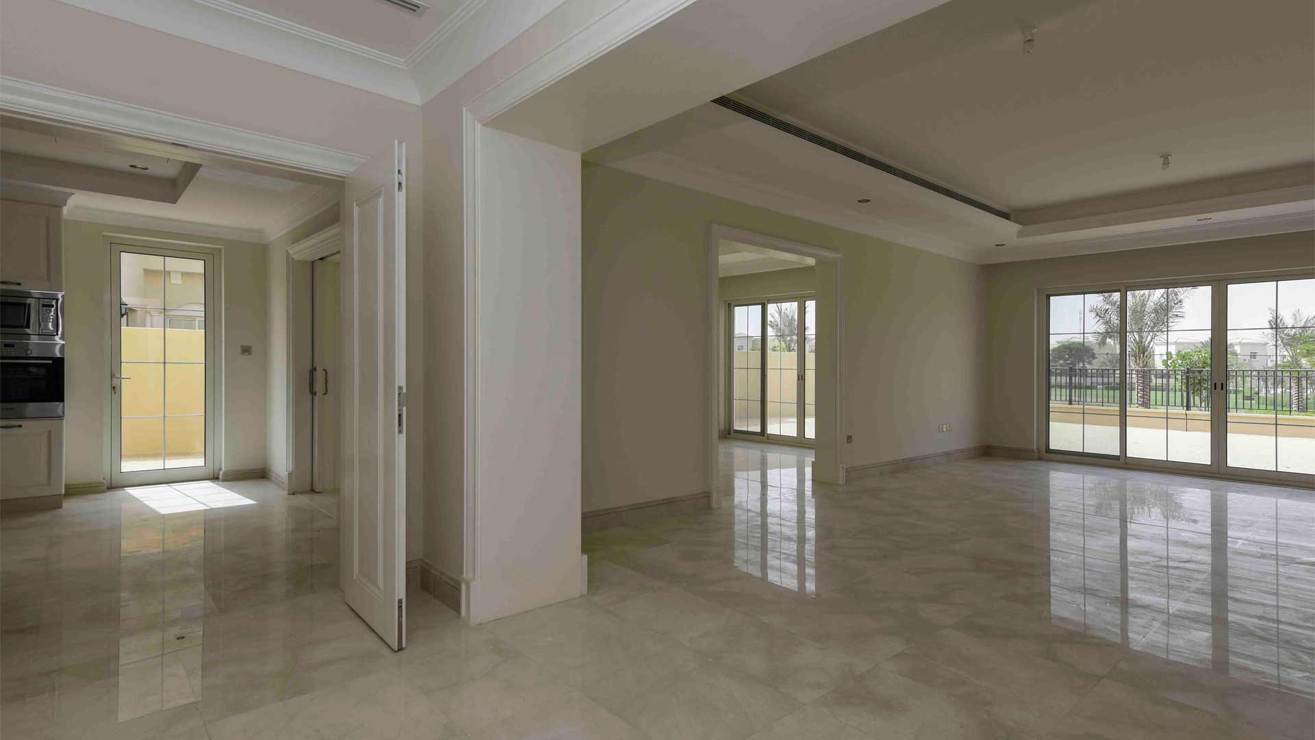 Villa in Arabian Ranches, Dubai, UAE, 4 bedrooms, 481 sq.m. No. 25730 - 5