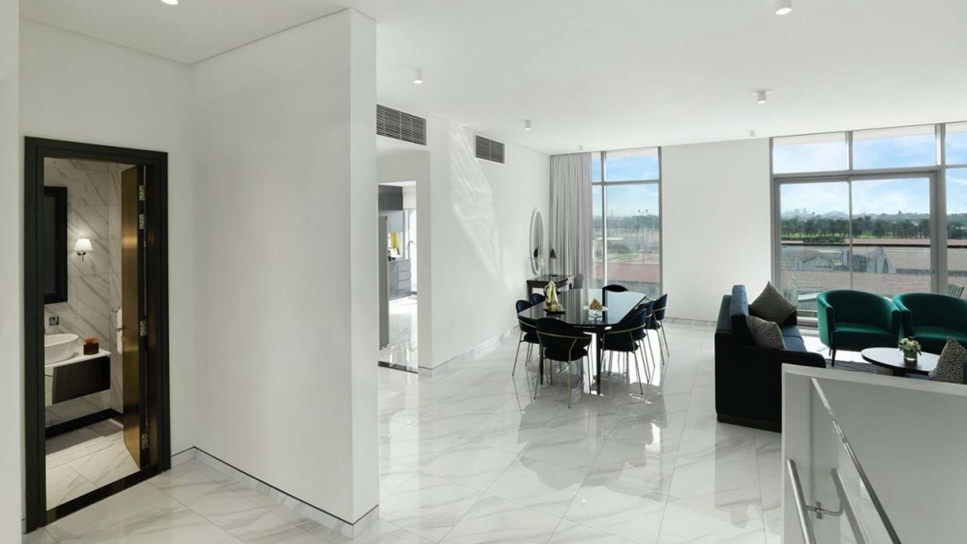Apartment in Business Bay, Dubai, UAE, 2 bedrooms, 144 sq.m. No. 25511 - 1
