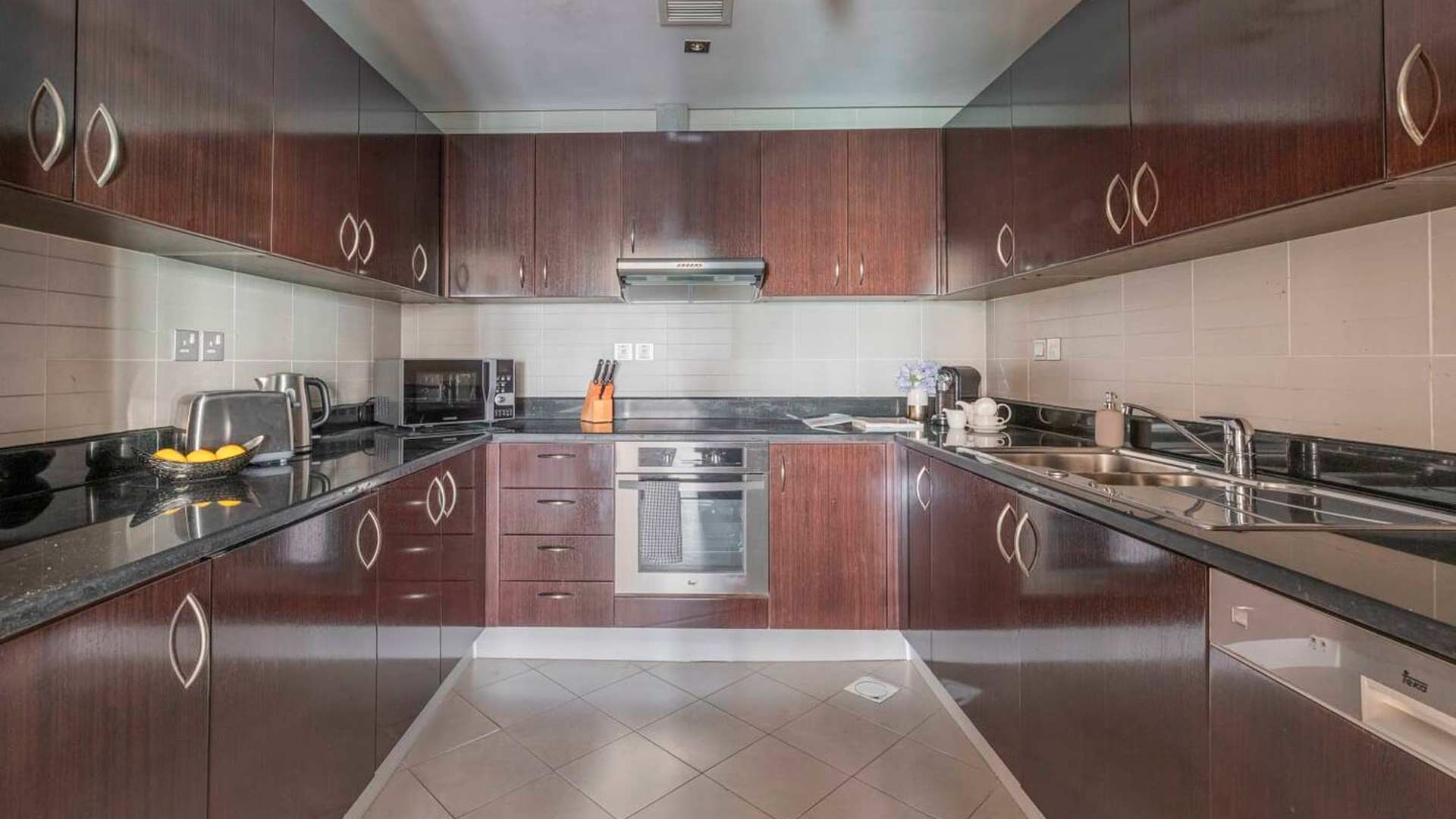 Apartment in Palm Jumeirah, Dubai, UAE, 1 bedroom, 107 sq.m. No. 25607 - 7